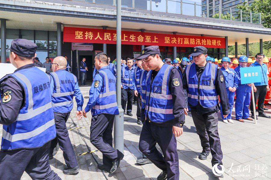 南京：鼓樓未雨綢繆保安全，防汛演練迎汛期。朱宇晨攝